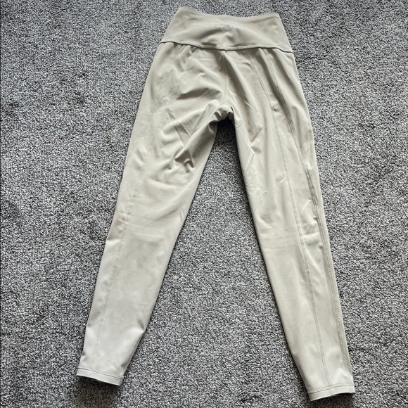 EUC 1st Phorm Full Length High Rise Reversible Leggings - Picture 7 of 9